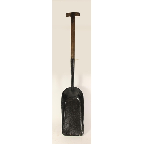 91 - A B.R. fireman's shovel