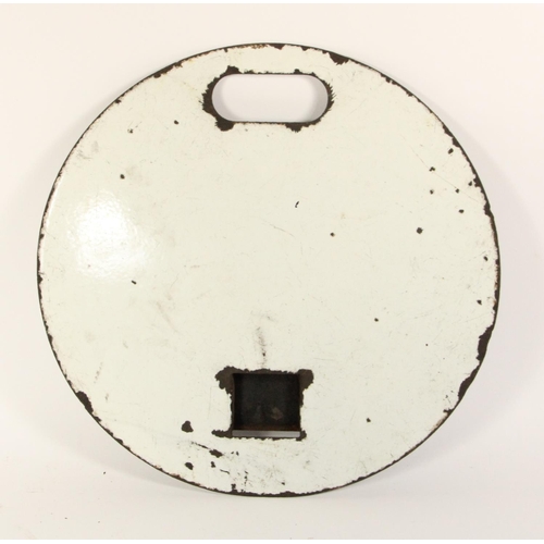 81 - A Southern Railway locomotive disc together with a enamel '53 buses meal break sign'