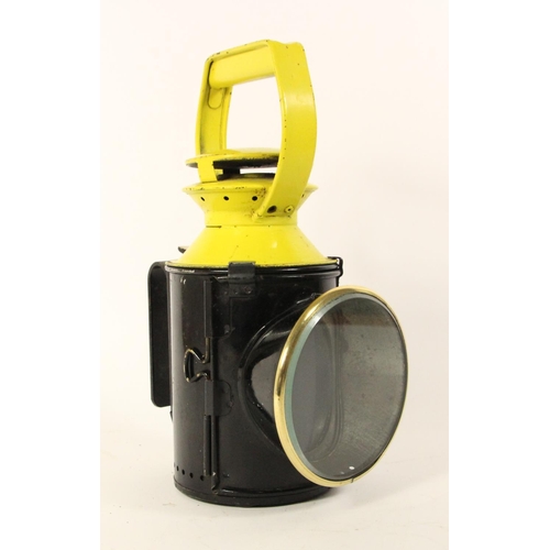 161 - A yellow topped 4 aspect B.R fogging handlamp, complete with burner