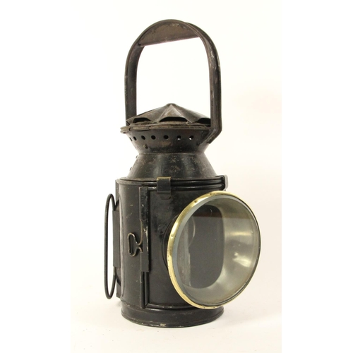 162 - A B.R/S.R 3 aspect handlamp, case marked B.R with S.R. plaque, complete with burner stamped BR/E& N.... 