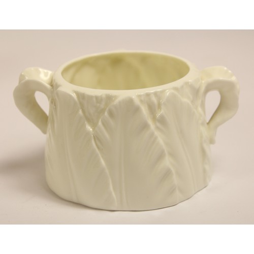 100 - Seven Royal Worcester Fern Leaf graduated jugs, 20, 2 x15, 12, 2 x 10, 9cm, together with a similar ... 