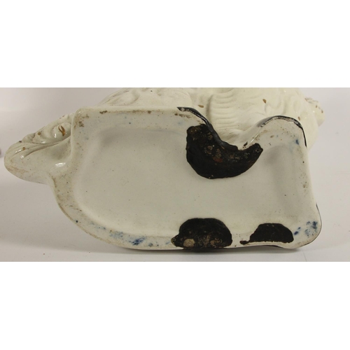 114 - Two 20th century Staffordshire Pottery Spaniels, 31 x 30cm