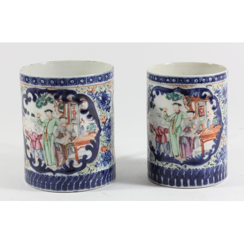 138 - A Chinese export cylindrical polychrome blue and white mug, Qianlong (1735-1796), decorated with an ... 