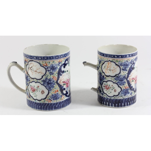 138 - A Chinese export cylindrical polychrome blue and white mug, Qianlong (1735-1796), decorated with an ... 