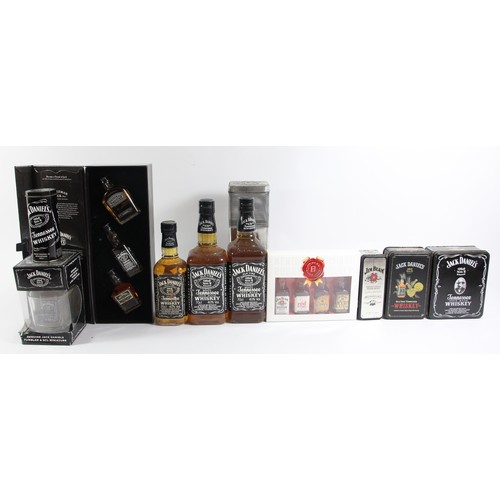 198 - 2 x 70 cl Jack Daniels Old No. 7 and various other Jack Daniels miniatures.