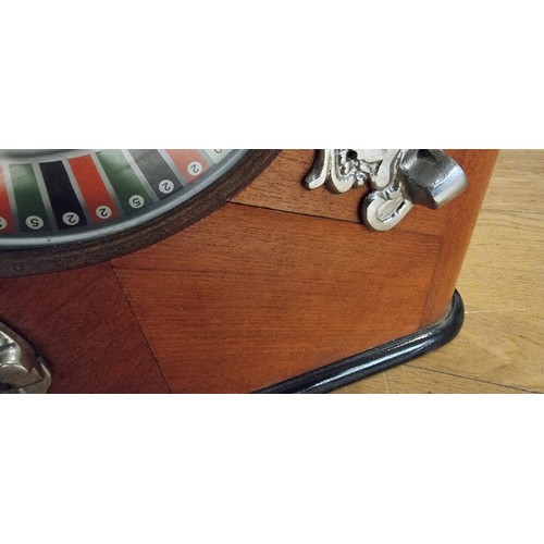 317 - Ben Hur by Caille Brothers of Detroit, c. 1908/10, oak case, 59 x 42 x 26cm.
These slot machines wer... 