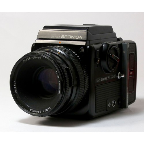 115 - A Bronica SQ-Ai medium format film camera (serial number of body - 1523872), with winding crank, wai... 