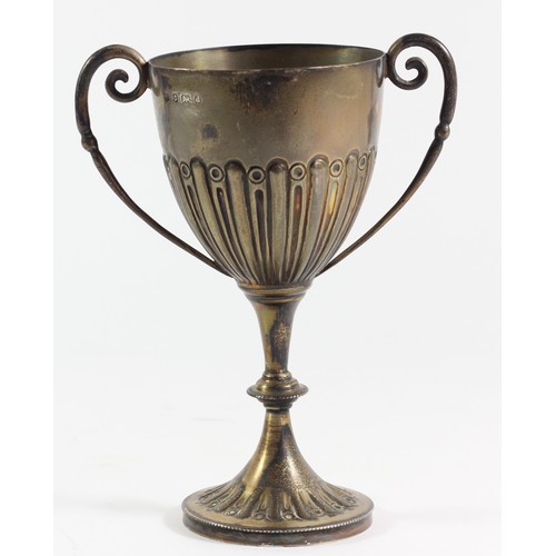 320 - Of Sherwood Ranger Imperial Yeomanry interest; an Edwardian silver two handled trophy cup, Birmingha... 