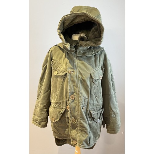 336A - A British Army Parka, size large/2, 37