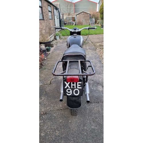 555 - 1961 BSA A10 Golden Flash, 650cc. Registration number XHE 90. Frame number GA7 21688. Engine number ... 