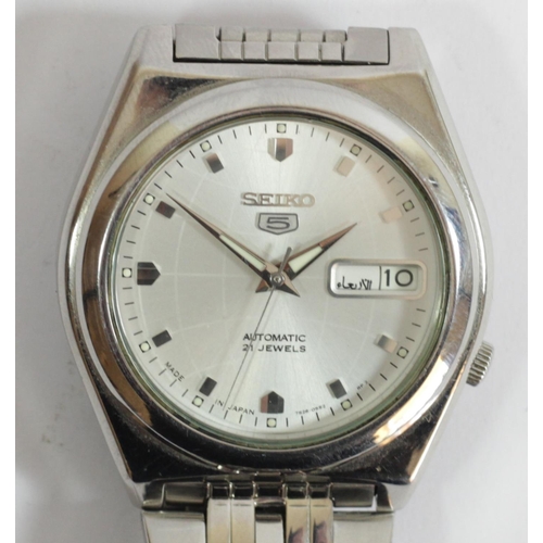 Seiko 5 a stainless steel automatic day date gentleman s