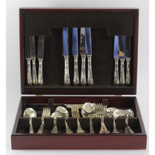 Chinacraft London, an electroplated canteen of cutlery for six