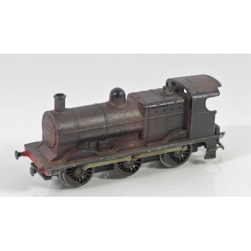 6 - A collection of OO gauge locomotives to include, B.R 46400 locomotive & tender, B.R 61572 locomotive... 