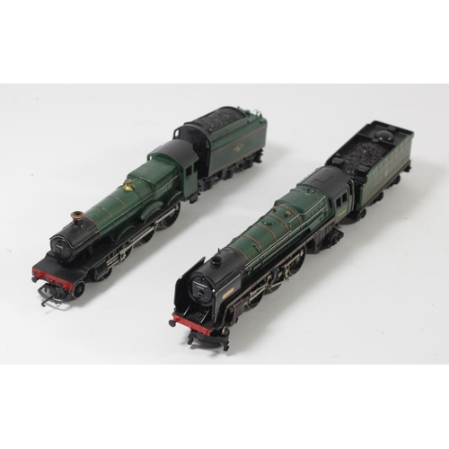 9 - Two Hornby OO gauge locomotives to include, B.R. 4983 Albert Hall locomotive & tender, and Standard ... 