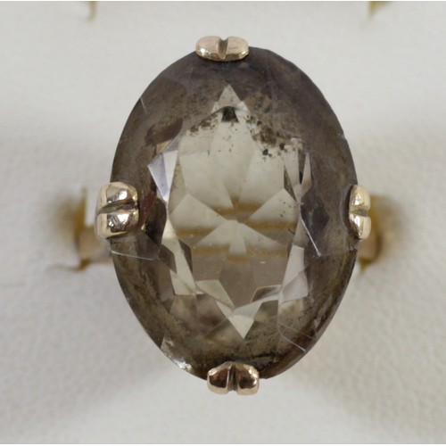 162 - A 9ct gold and smokey quartz dress ring, 20 x 15mm, N, 7.2gm