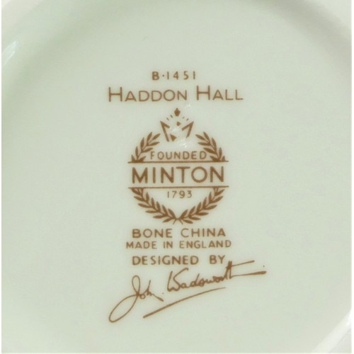 253 - A Minton Haddon Hall tea service for six place settings, to include, a platter (27 cm), bon bon dish... 