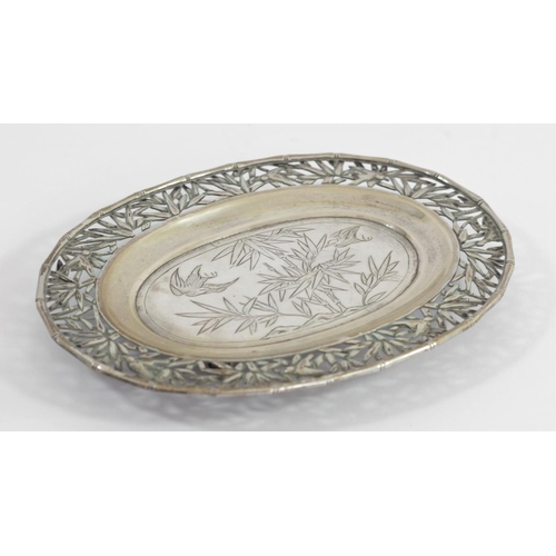 296 - A Chinese silver oval dish with cover and stand, by Luen Wo, Shanghai, late 19th/early 20th century,... 