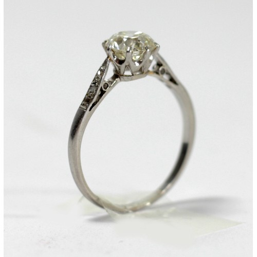 179 - An Edwardian single stone diamond ring, tests as platinum, by S & Co., claw set with an old cut bril... 