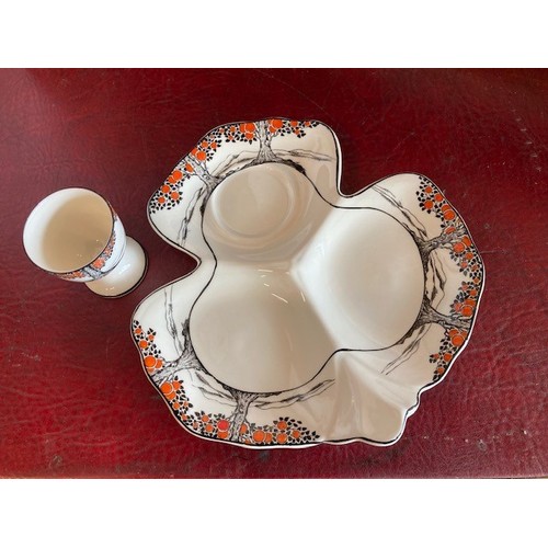 247 - A Crown Ducal Art Deco Orange Tree (A1211) pattern part breakfast service to include, coffee pot (19... 