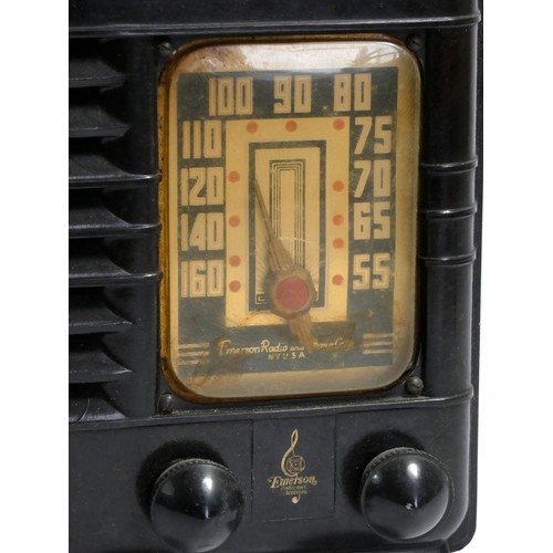 132 - A Emerson valve radio, circa 1940s, Art Deco inspired dial, bakerite case, 24cm x 18cm x 13cm