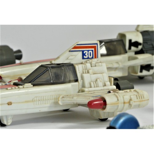 219 - A Mattel Battlestar Galactica Colonial Viper, a Mattel Battlestar Galactica Colonial Steller Probe, ... 