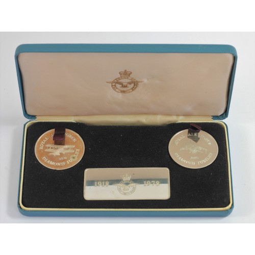 352 - Windsor Mint for the Royal Air Forces Association, a silver Diamond Jubilee commemorative set of two... 