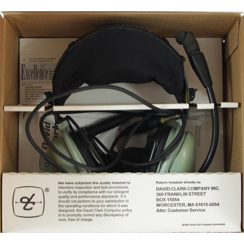 390 - A David Clark Model H20-10 aviation head set, boxed