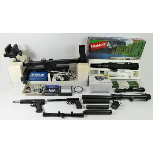 394 - Diana SP50 air pistol, Harrington & Son The Cat air pistol, a Tasco 15 x 50 zoom spotting scope, two... 