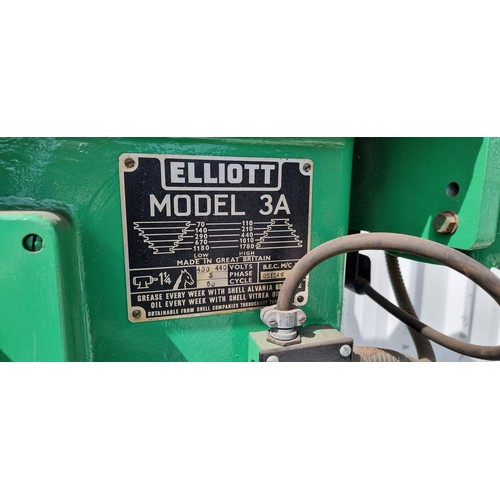 9 - An Elliott Model 3 three phase pillar drill, serial no. 091246/242, with drill bits, mounted on a mo... 