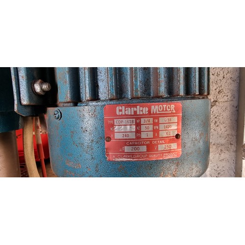 21 - A Clarke Metalworker free standing 5/8