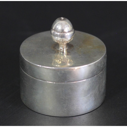 114 - An unmarked hand made silver pill box, tested as 925 standard, with acorn finial, diameter 4.5cm, 80... 