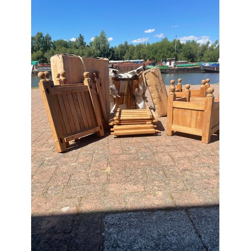 79 - Seven untreated teak garden planters (new old stock), consisting of 2 x 35cm, 4 x 45cm and 1 x 55cm ... 