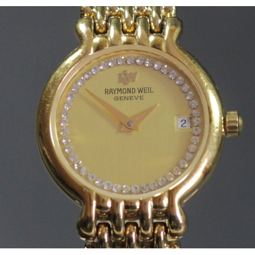 167 - Raymond Weil, a gilt metal date quartz ladies wristwatch, c. 1996, guarantee, spare links, box