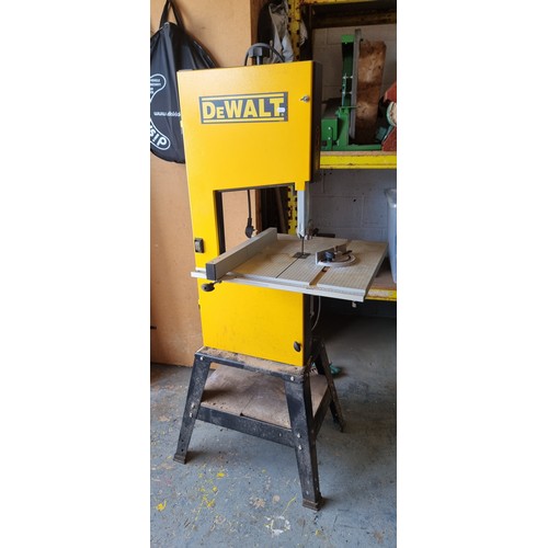 29 - A DeWalt DW876 band saw, c.2001. https://www.amazon.co.uk/DeWalt-Dw876-230V-Bandsaw-300/dp/B0001IWFH... 