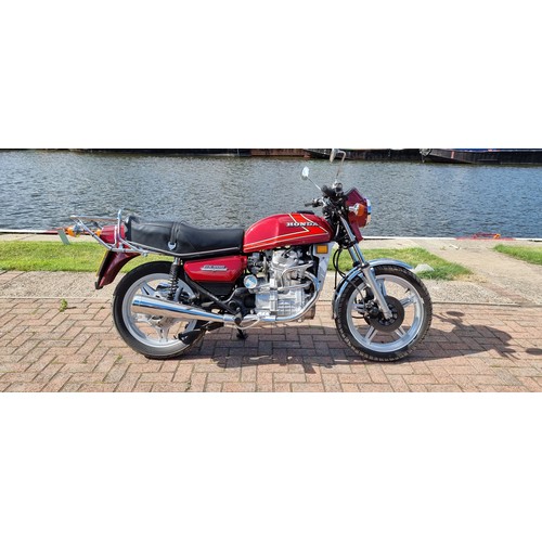 469 - 1981 Honda CX500, 498cc. Registration number SBJ 600W. Frame number CX 500 2209748. Engine number CX... 