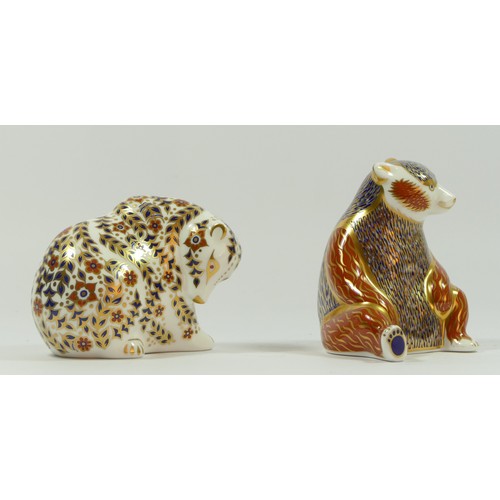 175 - Two Royal Crown Derby paperweights, 'Honeybear', silver stopper (boxed) and 'Imari Russian Bear', si... 