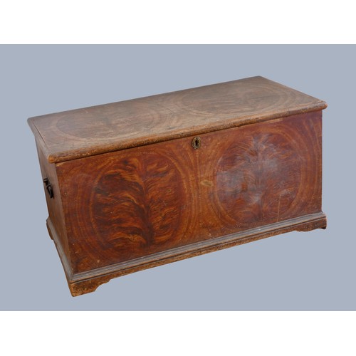 310 - A late 18th/early 19th century New England grain painted pine lidded trunk, bead edge, original, loc... 