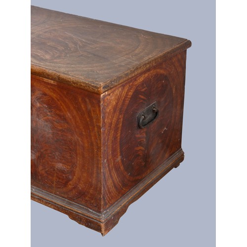 310 - A late 18th/early 19th century New England grain painted pine lidded trunk, bead edge, original, loc... 