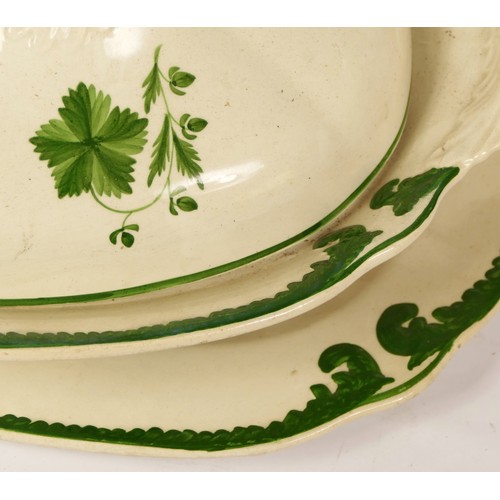 191 - A Brameld lidded oval tureen, 34 x 24 cm, with a green leaf border together with a matching side pla... 