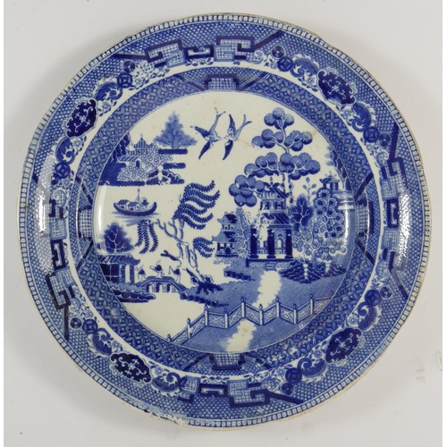 192 - A collection of early 19th century predominantly Yorkshire, blue and white transfer printed willow p... 