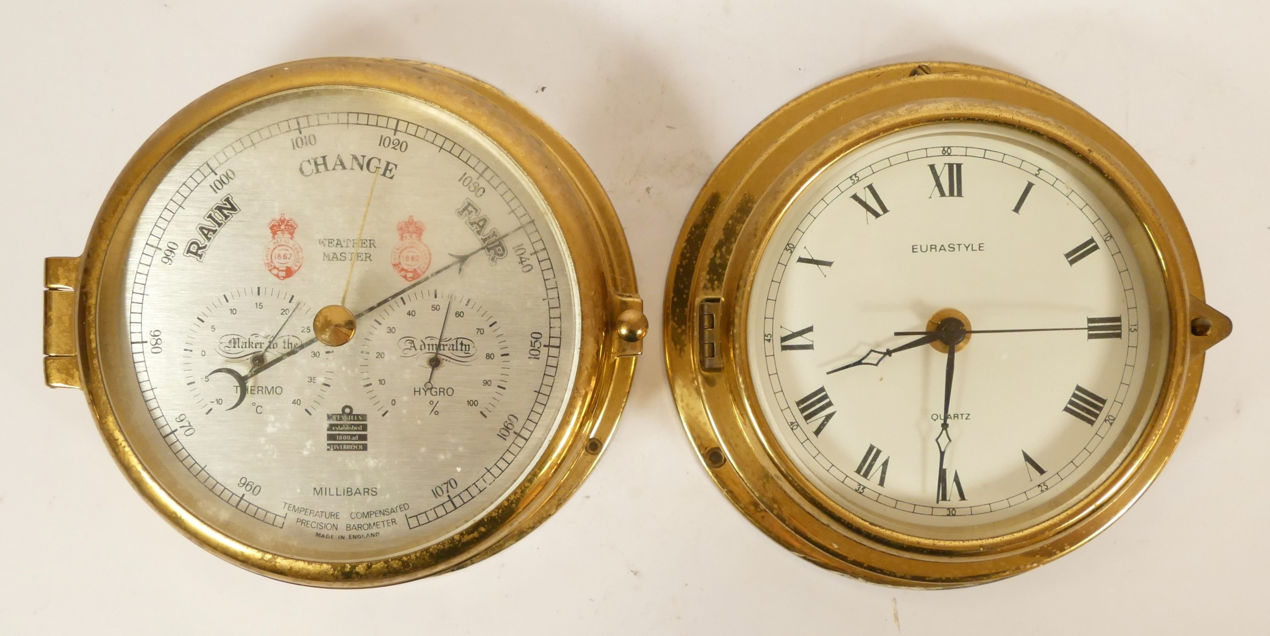 John Poole brass quartz marine chronometer style deck clock, brass