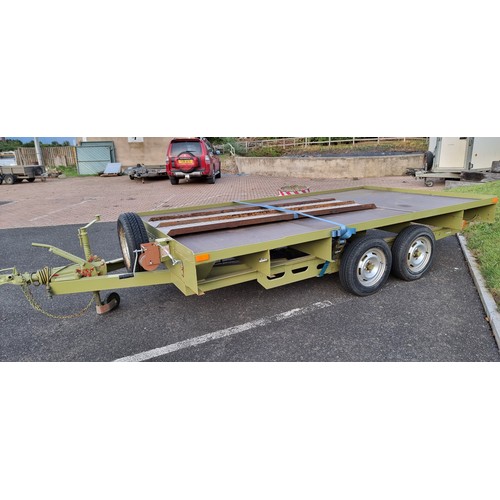 520 - A twin axle open trailer, bed 198 x 365cm, two car ramps, spare wheel, manual winch, sturdy chassis,... 