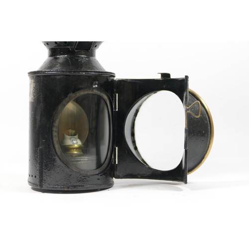 106 - LNER Loco two aspect handlamp with burner.