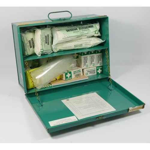 133 - BR First Aid tin, with contents, 35 x 25 x 13cm and a narrow metal sign 'No Smoking' 69 x 5cm. (2)