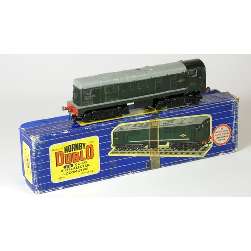 165 - A Hornby Dublo OO gauge loco, D8000 in BR two-tone green livery, original box, a Hornby OO gauge loc... 