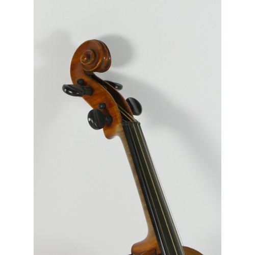 294 - Breton Brevette de S.A.R.M., a French violin, one piece back, signed to the bottom of the neck, labe... 