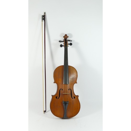 294 - Breton Brevette de S.A.R.M., a French violin, one piece back, signed to the bottom of the neck, labe... 