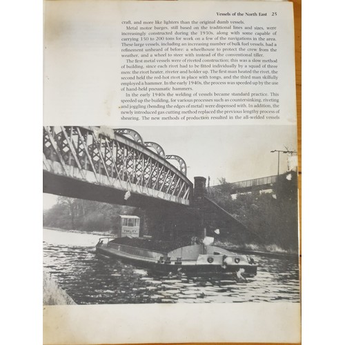 430 - c.1939 liveaboard barge, 
