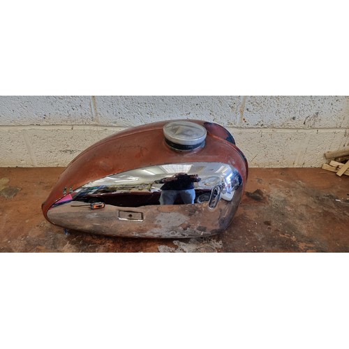 140 - An NSU 250 MAX petrol tank.