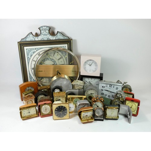 A collection of mid 20th century and later mantel clocks, miniature